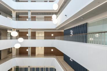 architektonische Deckenbeleuchtung für Konferenzräume