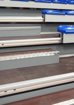 beleuchtete Treppe mit LED Profil