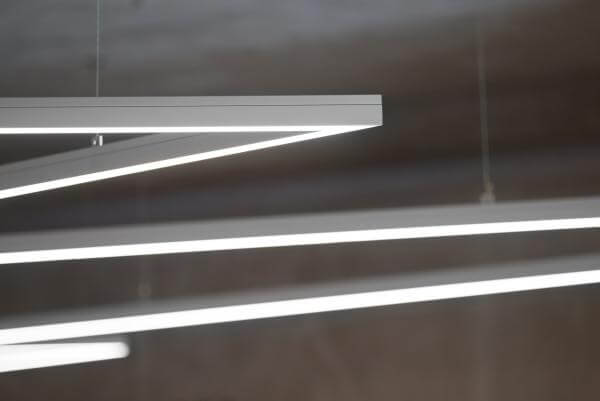 LED Leuchte für Konferenztische