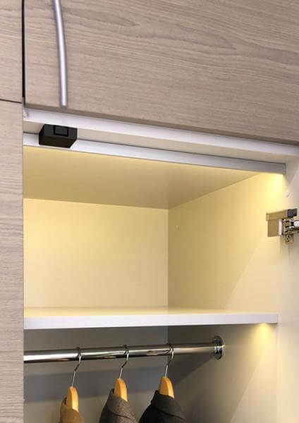 Möbelschalter, schwarz